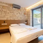 Terra Petra Luxury By Travel Pro Services- Halkidiki *