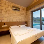 Terra Petra Luxury By Travel Pro Services- Halkidiki *