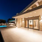 빌라 Terra Petra Luxury By Travel Pro Services- Halkidiki 보우르보우로우