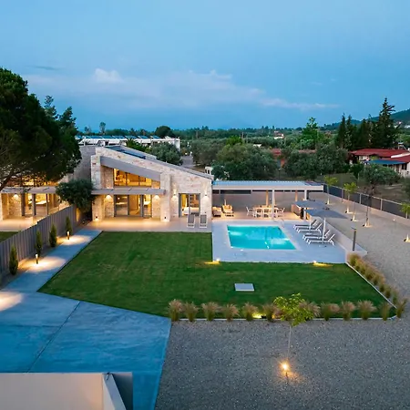 Terra Petra Luxury By Travel Pro Services- Halkidiki 빌라