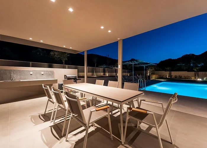 Terra Petra Luxury By Travel Pro Services- Halkidiki Villa *