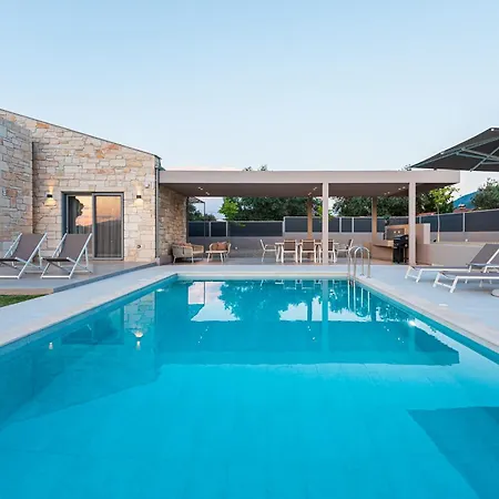 빌라 Terra Petra Luxury By Travel Pro Services- Halkidiki *